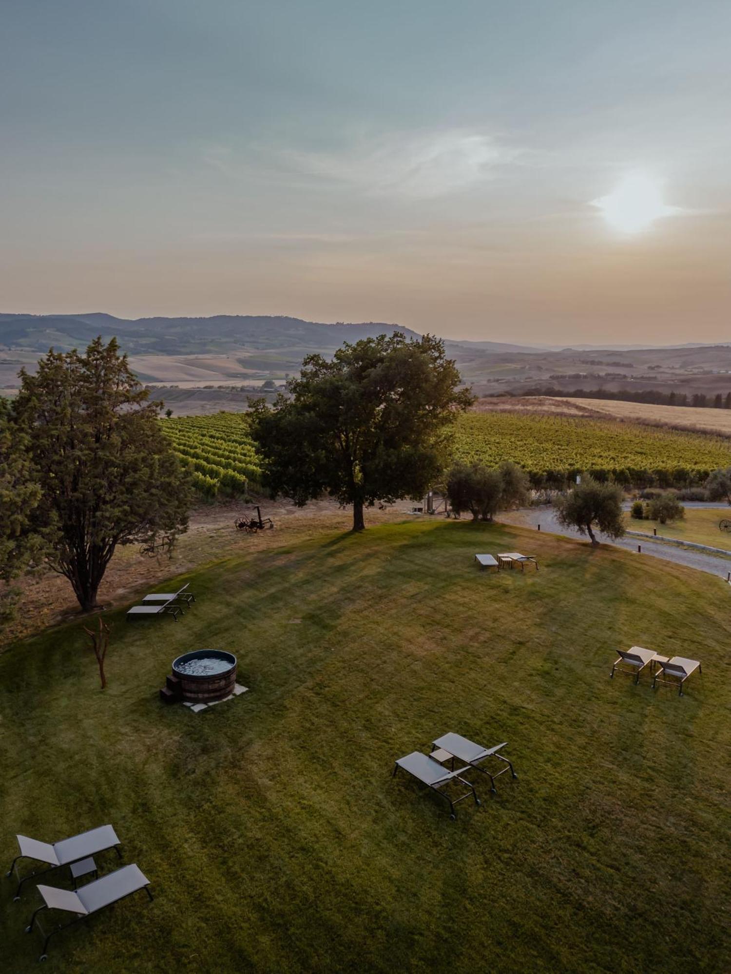 Villa Sce Quiríc San Quirico dʼOrcia Exterior foto