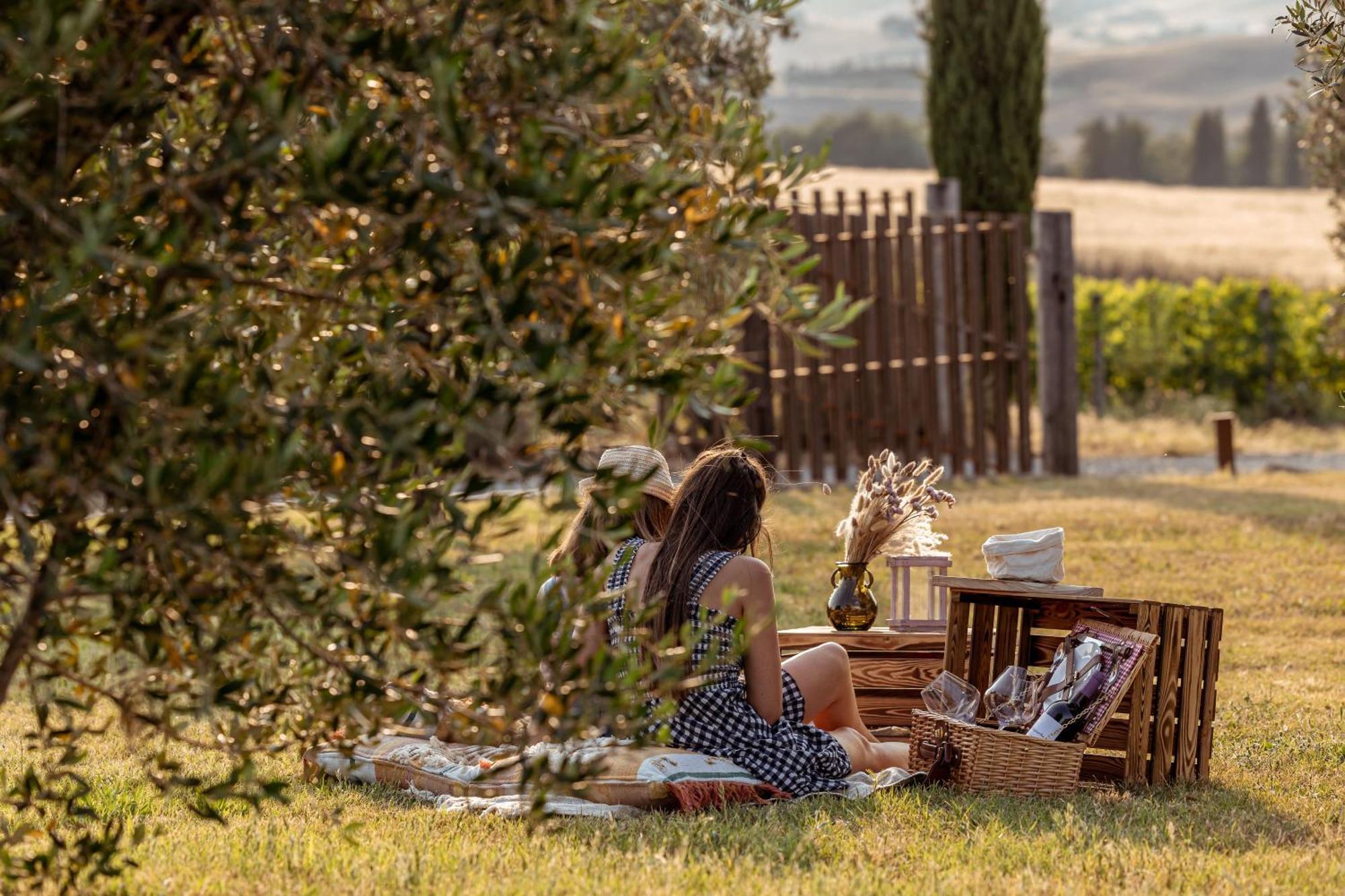 Villa Sce Quiríc San Quirico dʼOrcia Exterior foto