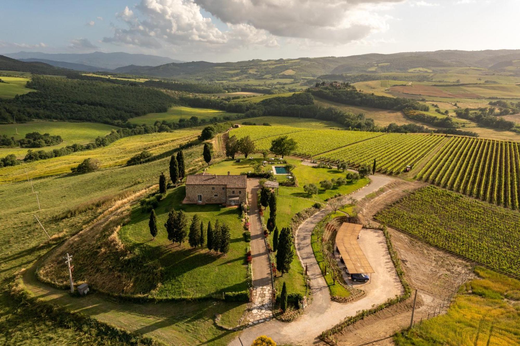 Villa Sce Quiríc San Quirico dʼOrcia Exterior foto